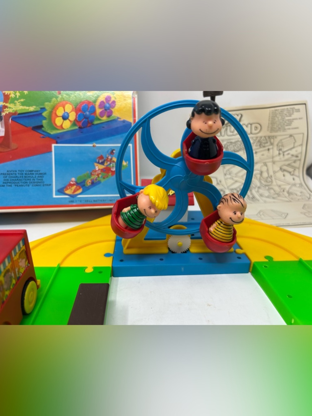 Vintage Snoopy Playland Kids Toy Set - Picture 14 of 16